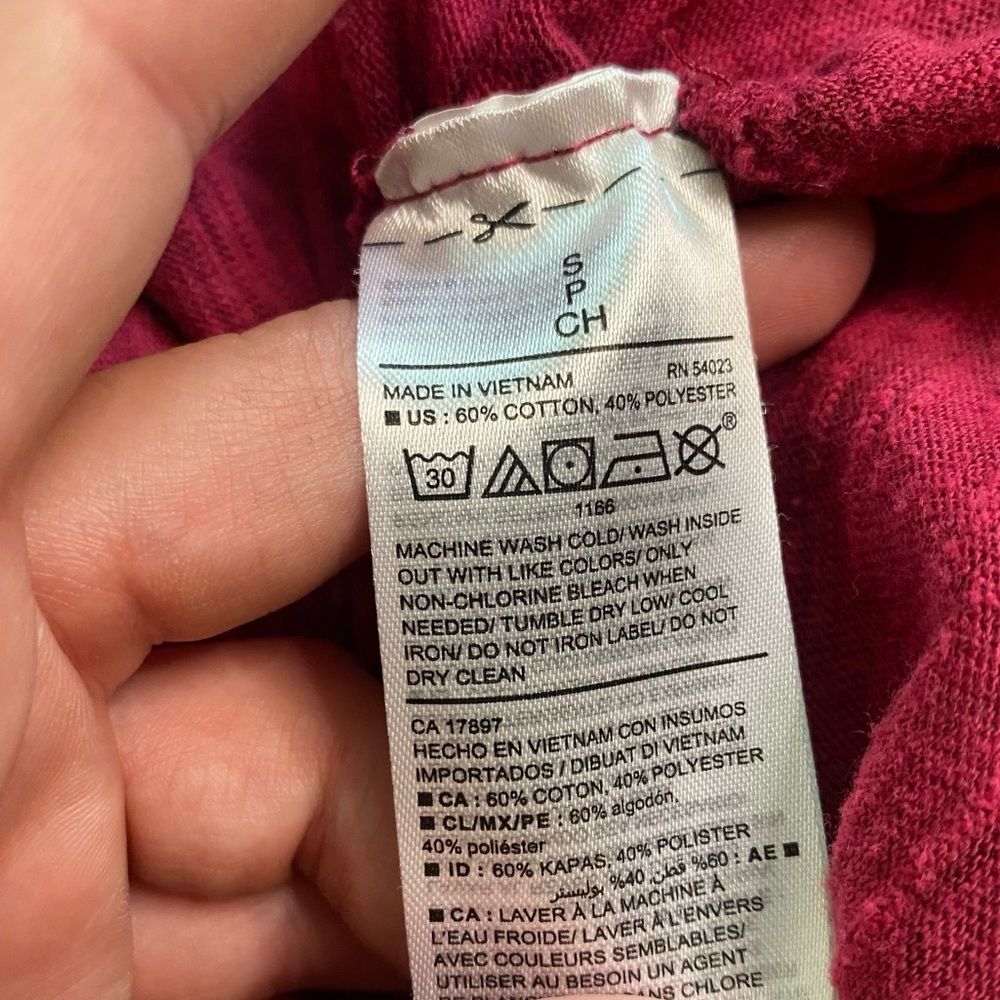 Old Navy Magenta 3/4 Sleeve Maternity Tee - Picture 7 of 7